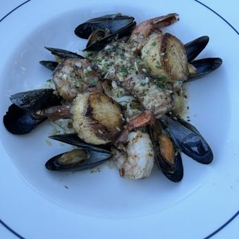 Suzette - Choucroute de la mer - Cafes Near Me - Sausalito, California Suzette - Choucroute de la mer - Cafes Near Me - Sausalito, California