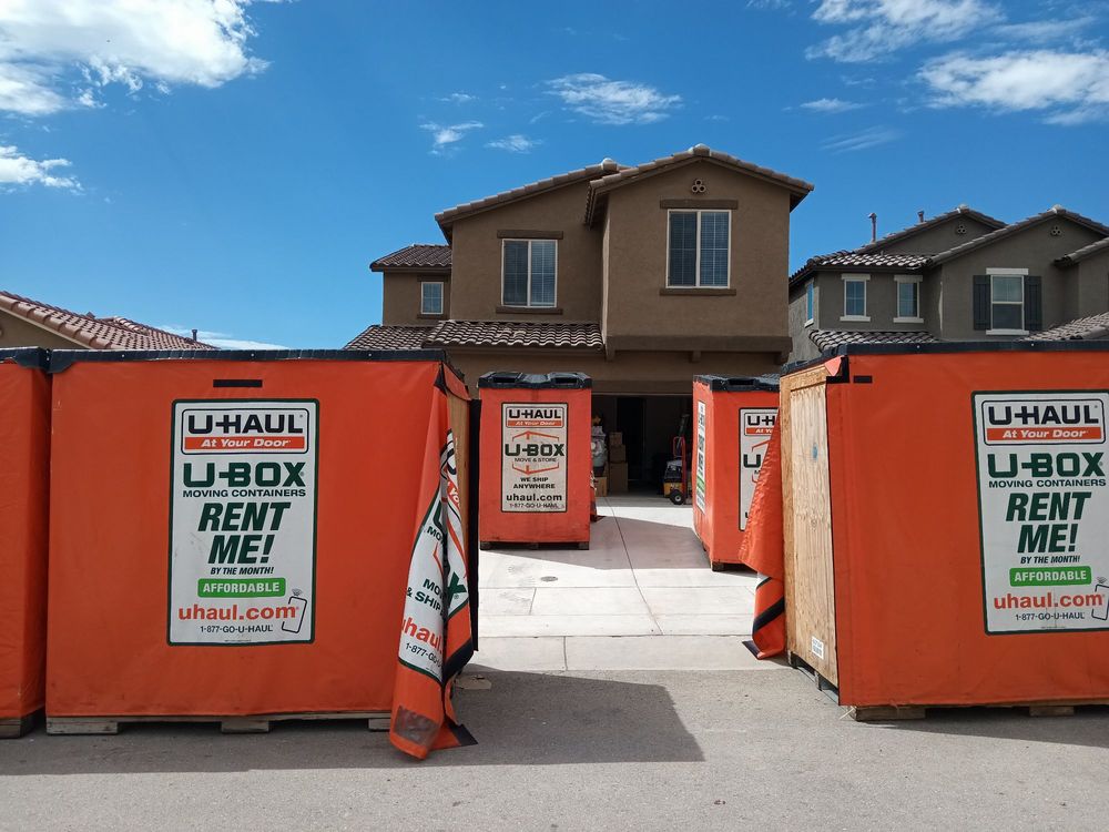 H & R MOVES YOU