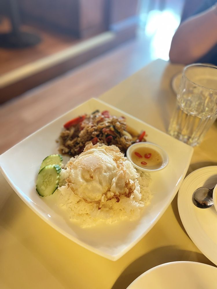 Thai On Yonge