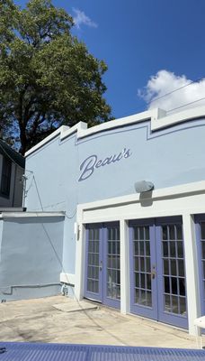 Beau’s Tiny Diner by null