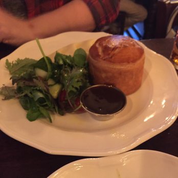 The Blackbird - Pubs Near Me - London, XGL