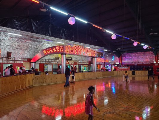 LYNWOOD SPORT CENTER - Updated December 2024 - 23 Photos & 26