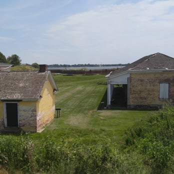 Fort Mifflin - Landmarks & Historical Buildings Near Me - Philadelphia, Pennsylvania Fort Mifflin - Landmarks & Historical Buildings Near Me - Philadelphia, Pennsylvania