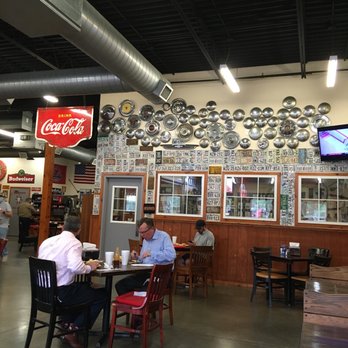 Lyndon's Pit Bar-B-Q - Barbeque Near Me - Houston, Texas Lyndon's Pit Bar-B-Q - Barbeque Near Me - Houston, Texas