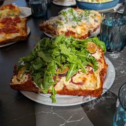 Porky fig, mushroom pizza and red top Porky fig, mushroom pizza and red top