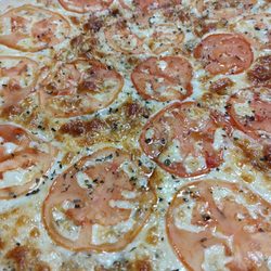 Uncle Joe's Pizza & Subs - Tomato & Basil Pie