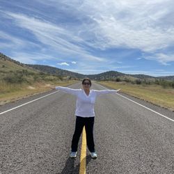 Davis Mountain loop - Only me on road