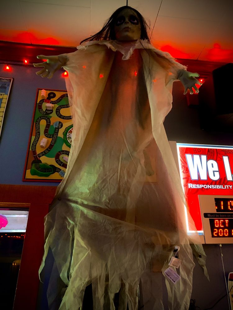 Social spots from Escapades