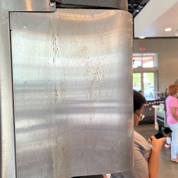 MOD Pizza - Disgusting dirty soda machine. - Pizza Near Me - Hampton, Virginia MOD Pizza - Disgusting dirty soda machine. - Pizza Near Me - Hampton, Virginia