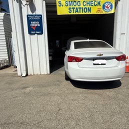 Exterior outside entrance of S Smog Check Station - Smog inspection - Bakersfield, California Exterior outside entrance of S Smog Check Station - Smog inspection - Bakersfield, California