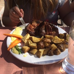 La Ribera - Bondiola and rustic potatoes