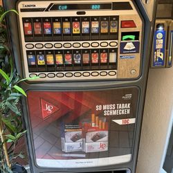 Wagner im Opelbad - Cigarette vending machine downstairs by the bathrooms