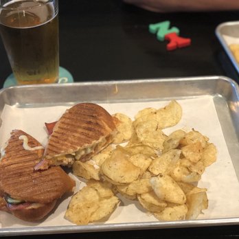 Gander Taphouse - Cubano, highly recommend. Homemade pickles and chipotle sauce was very good - New American Near Me - Loomis, California