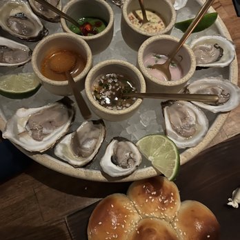 Verse - Oysters and sticky bun appetizers - Seafood Near Me - Toluca Lake, California Verse - Oysters and sticky bun appetizers - Seafood Near Me - Toluca Lake, California