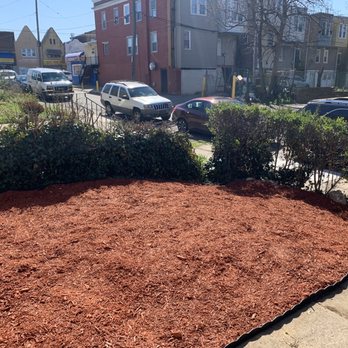 VaceTime - Removed the rocks and added mulch with borders for support. - Landscaping Near Me