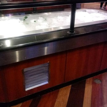 Shakey's Pizza Parlor - The empty salad bar - Pizza Near Me - Carson, California Shakey's Pizza Parlor - The empty salad bar - Pizza Near Me - Carson, California