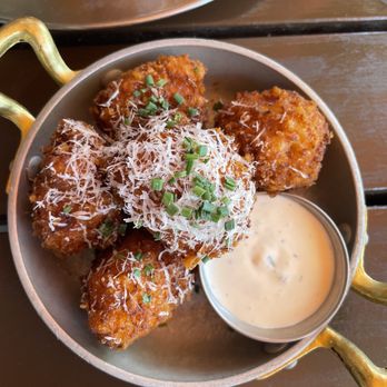 Eureka! - Mac N- Cheese Balls - American Near Me - Las Vegas, Nevada Eureka! - Mac N- Cheese Balls - American Near Me - Las Vegas, Nevada
