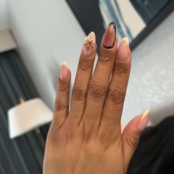 Saguaro Nails Bar