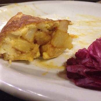 La Chicha - Parte de la enorme tortilla babé - Argentine Near Me - Buenos Aires, B