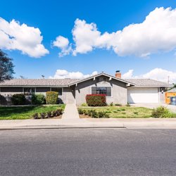 Robert Jimenez - Newton & Sons Real Estate - Just Listed 3 bed 2 bath home!