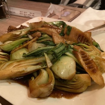 Moon Palace Express - Baby Bok Choy with Black Mushroom and Bamboo Shoots - Shanghainese Near Me - Chicago, Illinois Moon Palace Express - Baby Bok Choy with Black Mushroom and Bamboo Shoots - Shanghainese Near Me - Chicago, Illinois