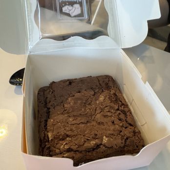 ICECREAM FACTORY - Regular sized regular brownie - Ice Cream & Frozen Yogurt Near Me - Greensboro, North Carolina ICECREAM FACTORY - Regular sized regular brownie - Ice Cream & Frozen Yogurt Near Me - Greensboro, North Carolina