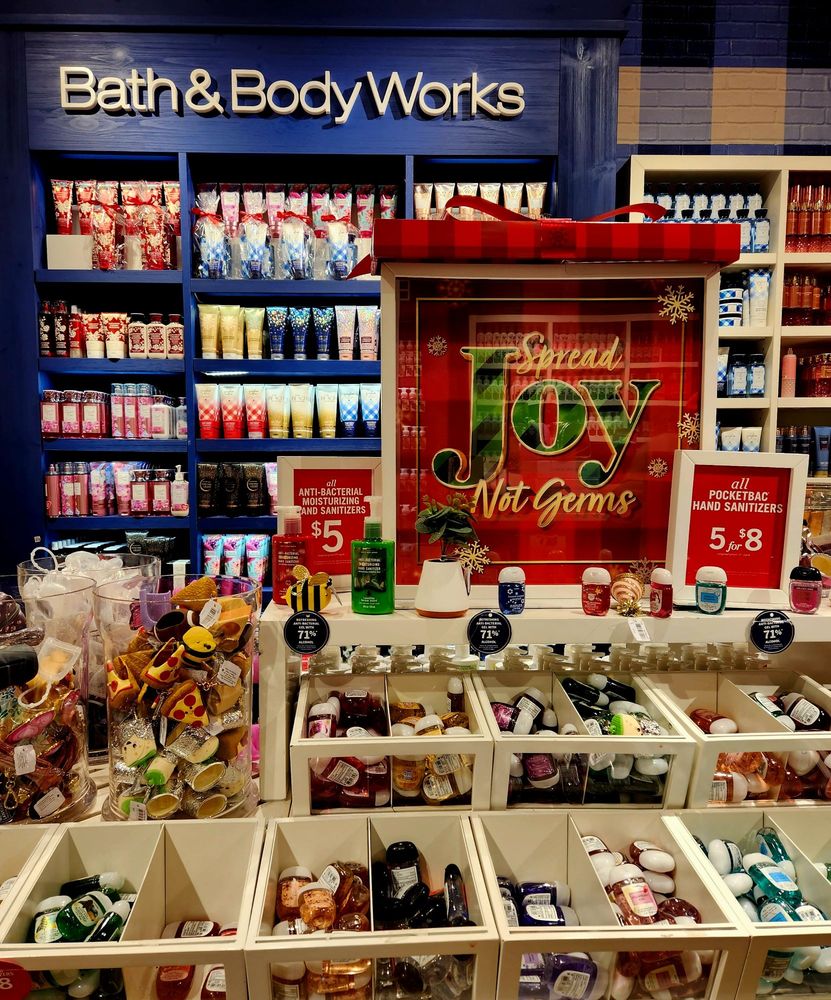 BATH & BODY WORKS Updated September 2024 895 Montauk Hwy, West