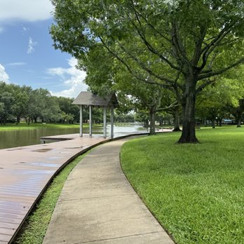 Lake Pointe Running Trail - Lake Pointe Running Trail - Lakes Near Me
