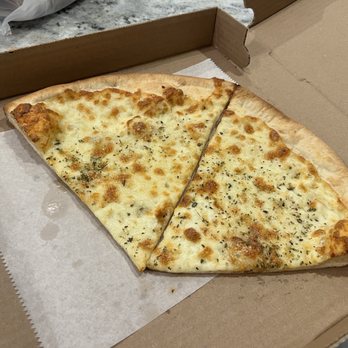 Tony's NY Pizza - Four cheese - Pizza Near Me - Fairfax, Virginia Tony's NY Pizza - Four cheese - Pizza Near Me - Fairfax, Virginia