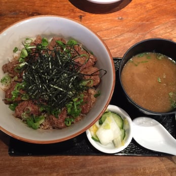Kingyo - Beef filet bowl with rice on the bottom, medium and full of flavor. - Japanese Near Me - Vancouver, British Columbia Kingyo - Beef filet bowl with rice on the bottom, medium and full of flavor. - Japanese Near Me - Vancouver, British Columbia