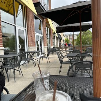 Taste - Outdoor seating - Beer, Wine & Spirits Near Me - Chesapeake, Virginia Taste - Outdoor seating - Beer, Wine & Spirits Near Me - Chesapeake, Virginia
