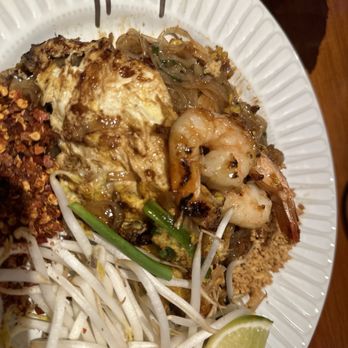 Pink Pepper - I tried Padthai almost everywhere but this place gonna be one of my favorite - Thai Near Me - Los Angeles, California Pink Pepper - I tried Padthai almost everywhere but this place gonna be one of my favorite - Thai Near Me - Los Angeles, California