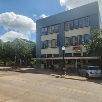 3rd On Main Kitchen - Store Front - Breakfast & Brunch Near Me - Bryan, Texas