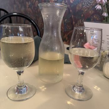 Erio's Ristorante - 1/2 carafe of Moscato wine - Italian Near Me - Saint Peters, Missouri Erio's Ristorante - 1/2 carafe of Moscato wine - Italian Near Me - Saint Peters, Missouri