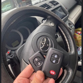 Volusia locksmith - Toyota push to start/smart keys programming - Keys & Locksmiths Near Me - Daytona Beach, Florida Volusia locksmith - Toyota push to start/smart keys programming - Keys & Locksmiths Near Me - Daytona Beach, Florida