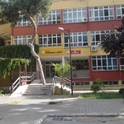 Karşıyaka Lisesi
