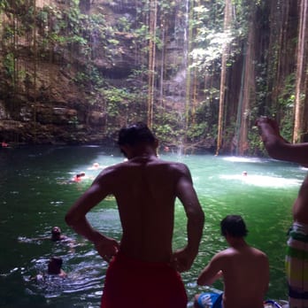 Cenote Ik Kil - Landmarks & Historical Buildings Near Me - Tinum, YUC