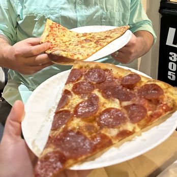 Mr Z's - Late night slices of cheese & pepperoni pizza. Outstanding! - Cheesesteaks Near Me - Key West, Florida Mr Z's - Late night slices of cheese & pepperoni pizza. Outstanding! - Cheesesteaks Near Me - Key West, Florida