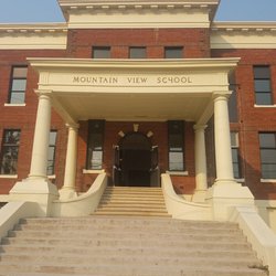 Jones Distilling - The exterior.
