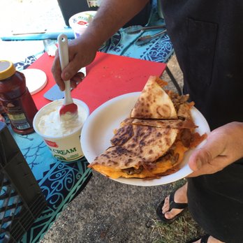 Big Wave Dave's Quesadillas - Dave making his awesome cheesy delicious Quesadilla! - Street Vendors Near Me - Waianae, Hawaii Big Wave Dave's Quesadillas - Dave making his awesome cheesy delicious Quesadilla! - Street Vendors Near Me - Waianae, Hawaii