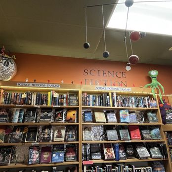 Vashon Bookshop - Cute themed decorations - Bookstores Near Me - Vashon, Washington
