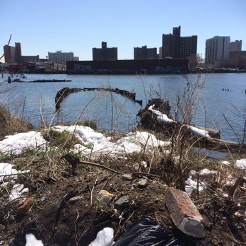 Six Diamonds Park - Wrecks! - Parks Near Me - Brooklyn, New York