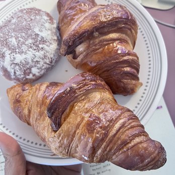Paris Baguette - Bakeries Near Me - North York, Ontario