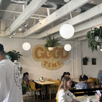 Good Time - Indoor - Coffee & Tea Near Me - Long Beach, California
