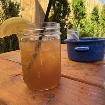 Yodelin - Arnold Palmer - Seafood Near Me - Port Angeles, Washington