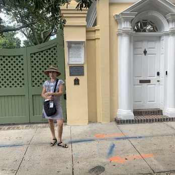 Two Sisters Tours - Historical Tours Near Me - Charleston, South Carolina