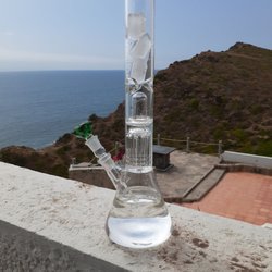 RB Smoke Shop - Bong With Perculator And Ice Catcher