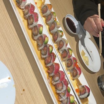 Sushi Enya - Pasadena - chef #1 and W dragon roll - Sushi Bars Near Me - Pasadena, California Sushi Enya - Pasadena - chef #1 and W dragon roll - Sushi Bars Near Me - Pasadena, California