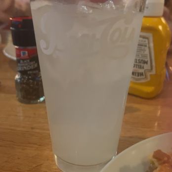 Applebee's Grill + Bar - Large drink that was included in the meal - American Near Me - Windsor, California Applebee's Grill + Bar - Large drink that was included in the meal - American Near Me - Windsor, California