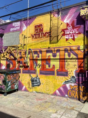 Art Alley by null